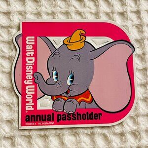 Disney World Dumbo Passholder Magnet